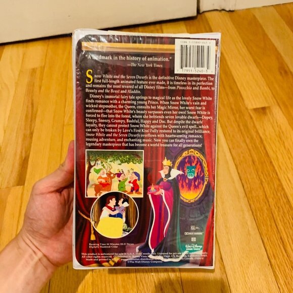 Snow White & the Seven Dwarfs (VHS, 1994) Masterpiece Collection #1524 - Picture 2 of 8